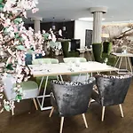 Citi Hotel's Warszawa-falenty 4* Рашин