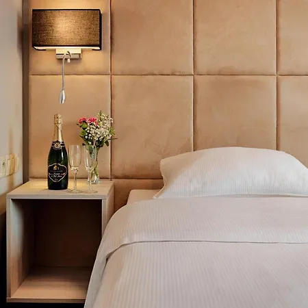 Citi Hotel's Warszawa-falenty ラシン