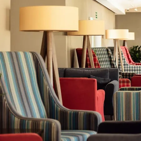 ベッド・アンド・ブレックファスト Citi Hotel's Warszawa-falenty