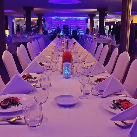 Bed & Breakfast Citi Hotel's Warszawa-falenty 4*