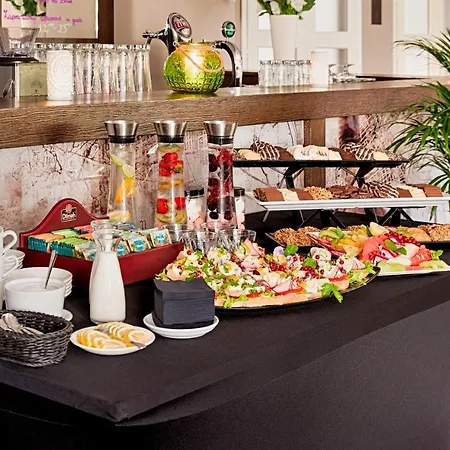 Citi Hotel's Warszawa-falenty 3* ラシン