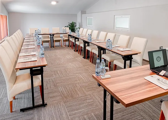 Citi Hotel's Warszawa-falenty 3*